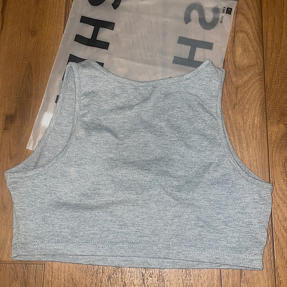 Crop Top Tank - Picture 2 of 3